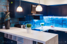 Мебель кухонная синего цвета, материал - массив ясеня